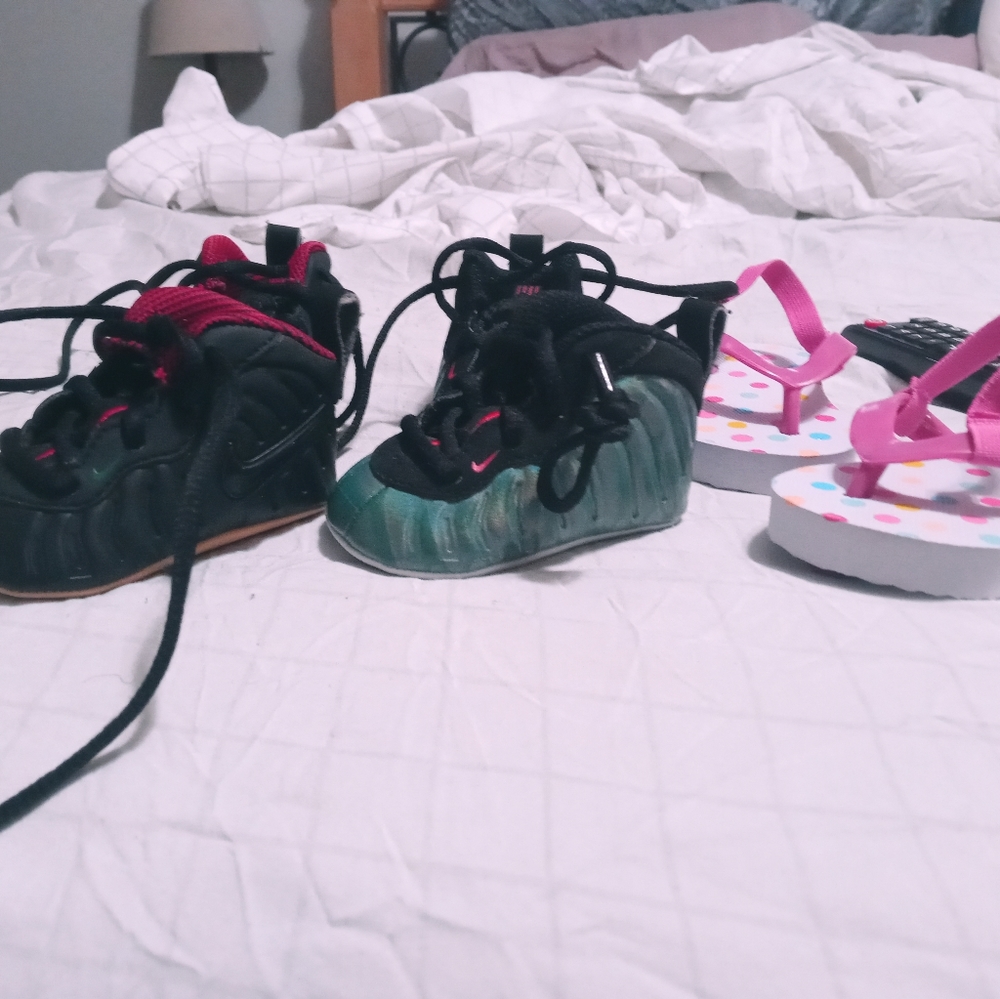 Nike foams